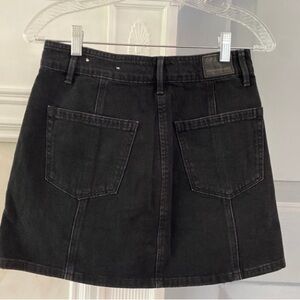 American eagle black mini skirt